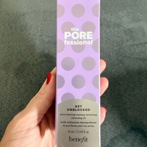 benefit The POREfessional Get Unblocked Cleansing Oil – Purple
